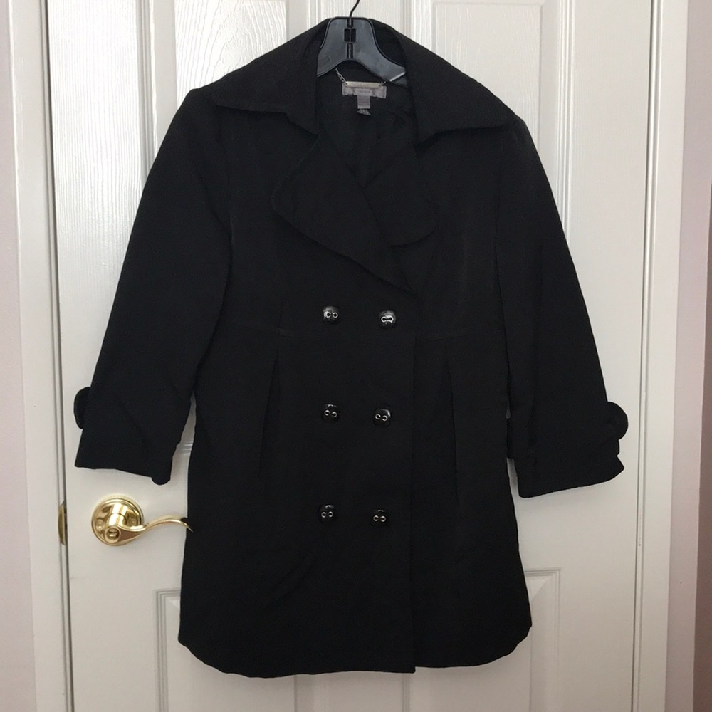 Black jacket by Penelope & Monica Cruz for MANGO.